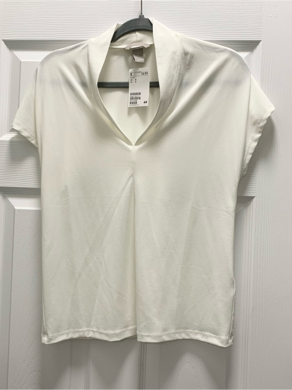H&M Cream V-Neck Draped Short Sleeve Blouse